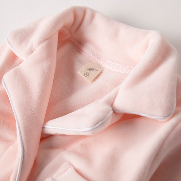 Pijamale moi pentru copii potrivite pentru fete si baieti in mai multe culori