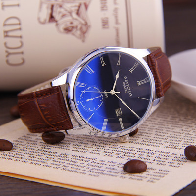 Ceas bărbătesc în mai multe modele potrivite pentru utilizarea de zi cu zi