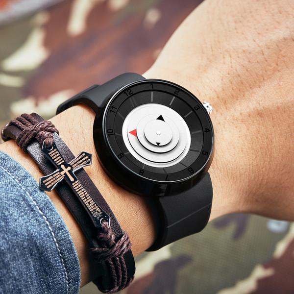 Ανδρικό ρολόι σε τρία χρώματα  με λουράκι από καουτσούκ