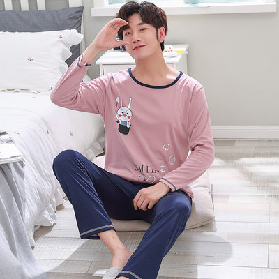 Ανδρικές πιτζάμες σε διάφορα χρώματα και μοτίβα