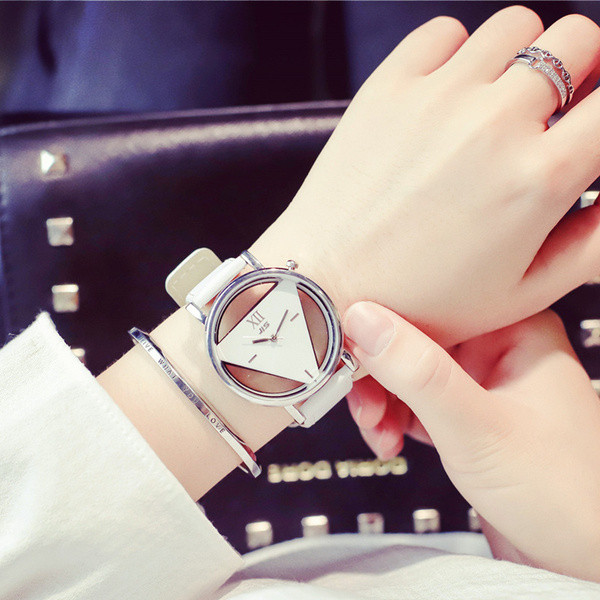 Ceas de dama cu curea din piele in trei culori