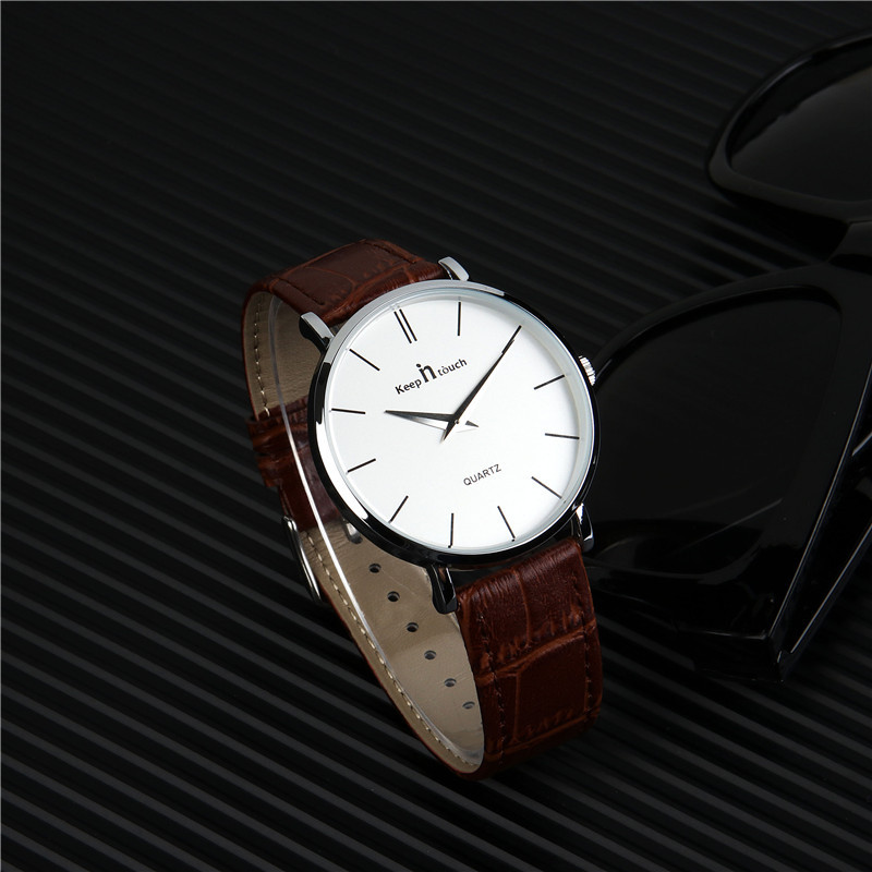 Ceas de zi cu zi pentru bărbați în trei culori