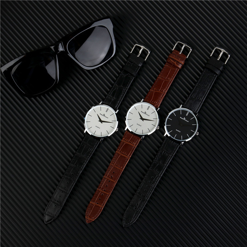 Ceas de zi cu zi pentru bărbați în trei culori