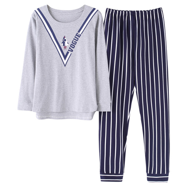 Pijamale pentru bărbați și femei în două părți în mai multe modele