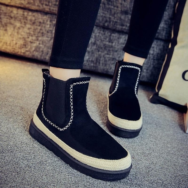 Γυναικείες μπότες  με παχιά σόλα σε τρία χρώματα