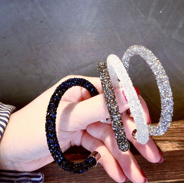 Лъскава дамска гривна в няколко цвята