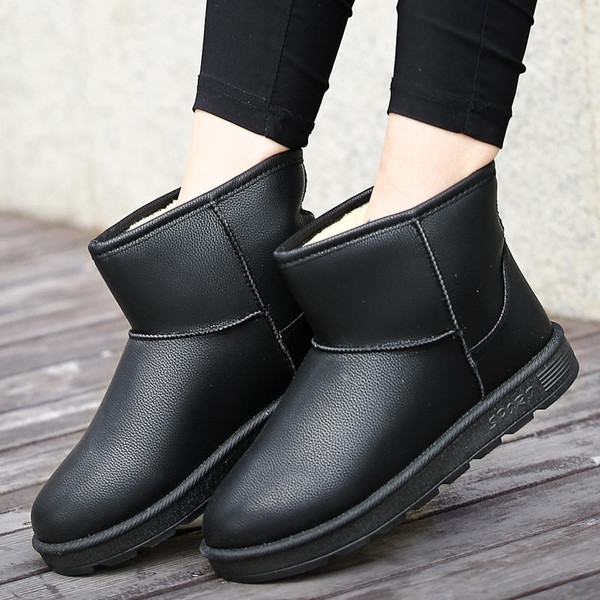 Καθημερινές  γυναικείες μπότες  από οικολογικό δέρμα σε διάφορα χρώματα