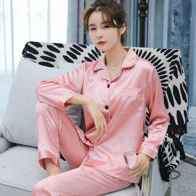 Pijamale pentru bărbați și femei în mai multe culori