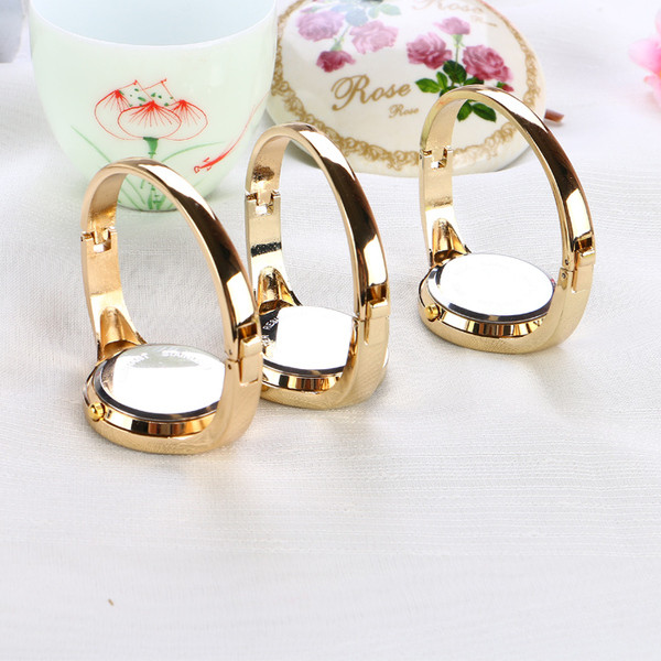 Нежен дамски часовник с кръгла форма в няколко цвята