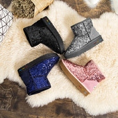 Σύγχρονες γυναικείες μπότεςμε πούλιες σε διάφορα χρώματα