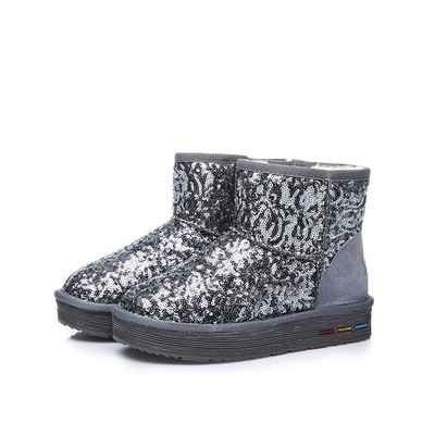 Σύγχρονες γυναικείες μπότεςμε πούλιες σε διάφορα χρώματα