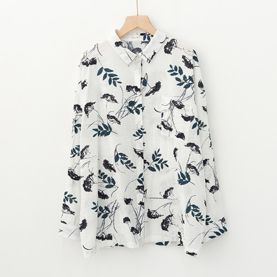 Модерна дамска риза с дълъг ръкав и флорални мотиви