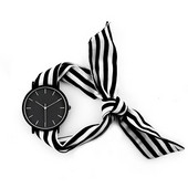 Μοντέρνο γυναικείο ρολόι σε πέντε χρώματα