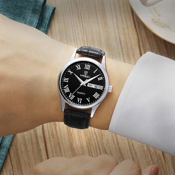 Ceas de bărbați modern în mai multe culori - două modele