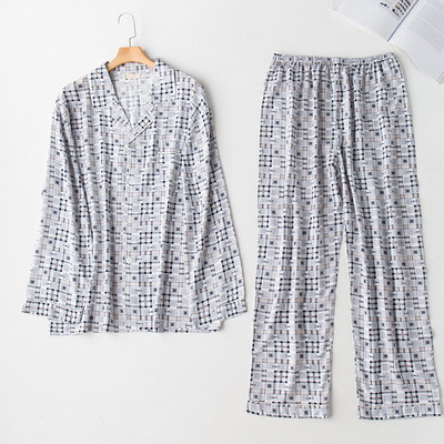 Pijamale barbati si dama in mai multe modele