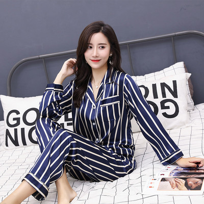 Pijamale barbati si dama in mai multe modele