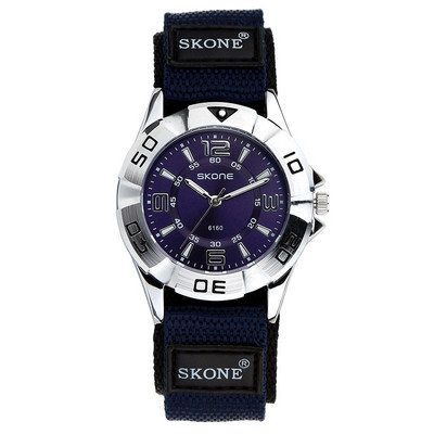 Ανδρικό ρολόι σε διάφορα μοντέλα - διαφορετικά χρώματα