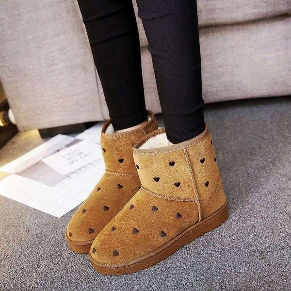 Cizme scurte de piele intoarsa de dama casual in trei culori