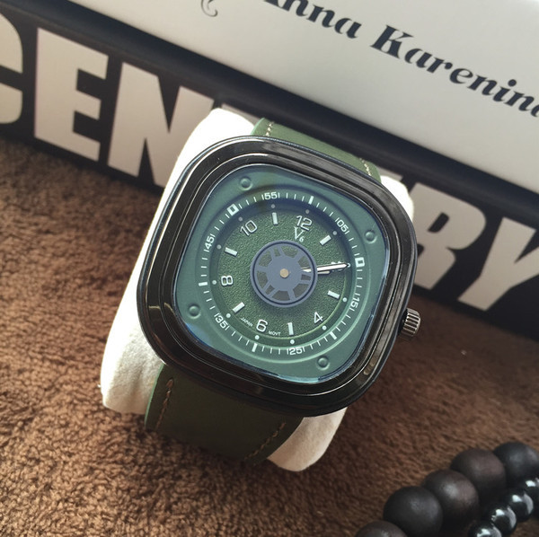 Ανδρικό μοντέρνο ρολόι σε τρία χρώματα - μαύρο ,πράσινο, γκρι χρώμα