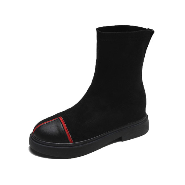 Μοντέρνες γυναικείες μπότες σουέτ  σε μαύρο χρώμα