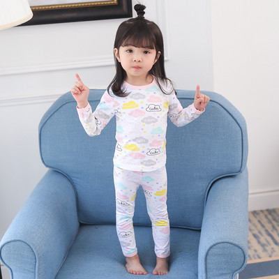 Παιδική πιτζάμα για κορίτσια με δίχρωμες εφαρμογές