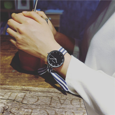 Καθημερινό γυναικείο ρολόι σε πέντε χρώματα