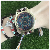 Ceas de dama cu curea impletita in mai multe culori