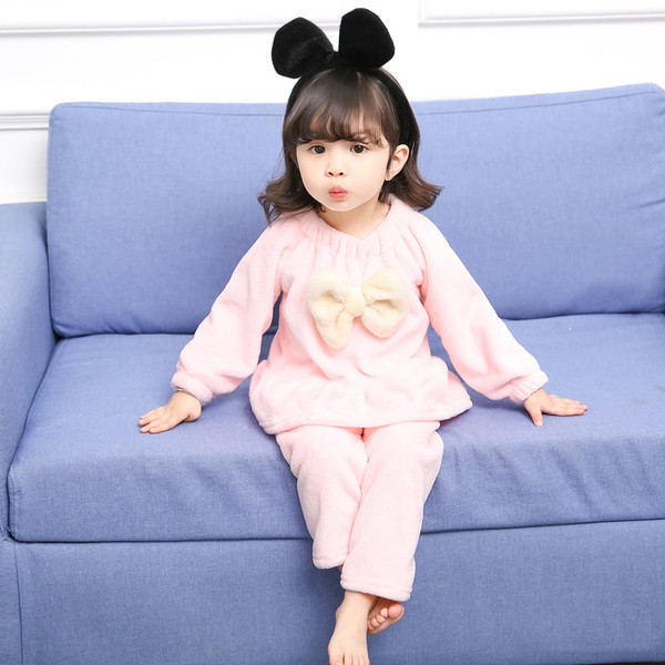 Pijamale pentru fete pentru copii cu element 3D in doua culori