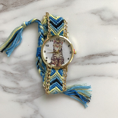 Ceas de dama cu curea impletita si aplicatie in mai multe culori