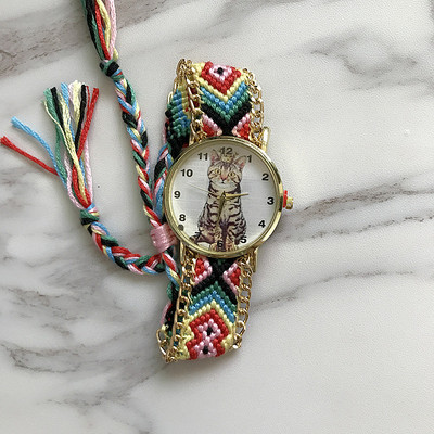 Ceas de dama cu curea impletita si aplicatie in mai multe culori