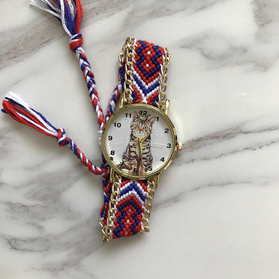Ceas de dama cu curea impletita si aplicatie in mai multe culori