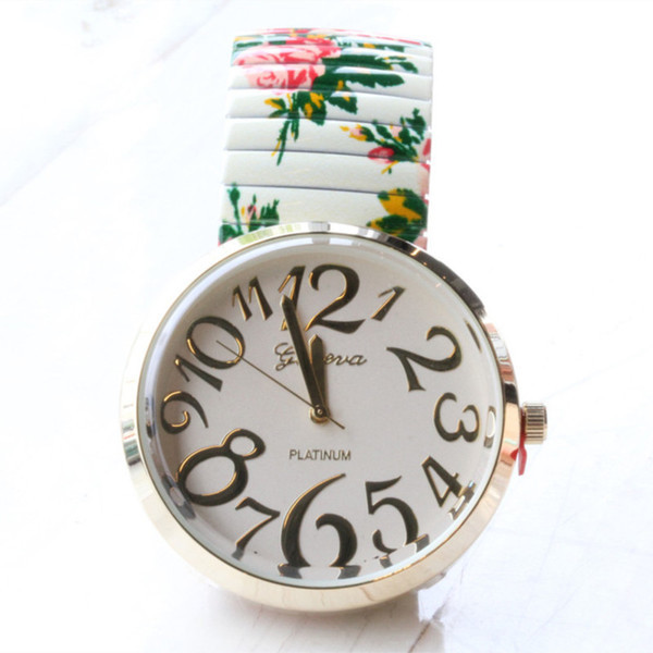 Ceas de dama modern in patru culori cu motive florale