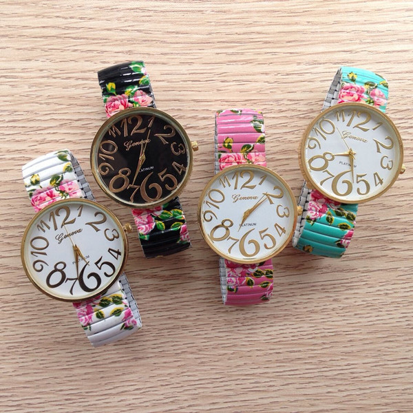 Ceas de dama modern in patru culori cu motive florale