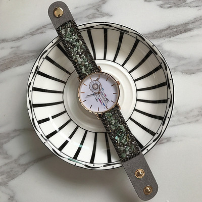 Ceas de dama cu pietre si aplicatie in mai multe culori