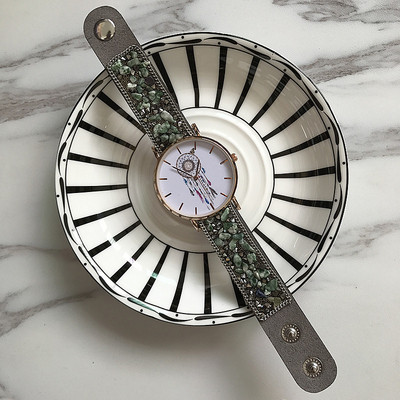 Ceas de dama cu pietre si aplicatie in mai multe culori