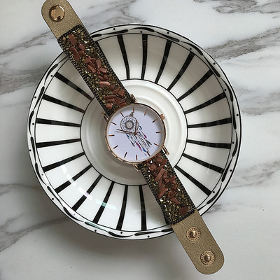 Ceas de dama cu pietre si aplicatie in mai multe culori