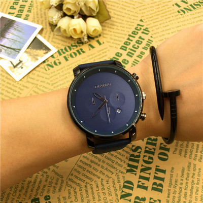 Ceas zilnic pentru bărbați în patru culori