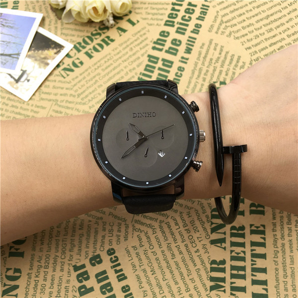 Ceas zilnic pentru bărbați în patru culori