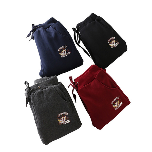 Costum de iarna dama in mai multe culori cu broderie