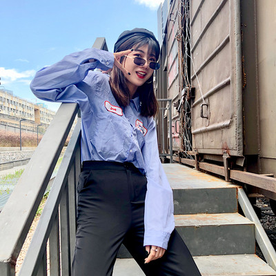 Cămașă modernă de damă în albastru cu broderie