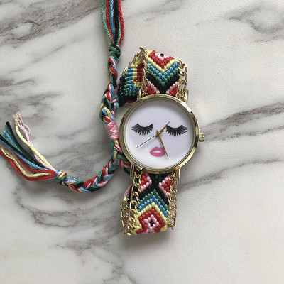 Ceas de dama cu aplicatie si curea tricotata in mai multe culori