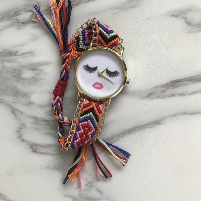 Ceas de dama cu aplicatie si curea tricotata in mai multe culori