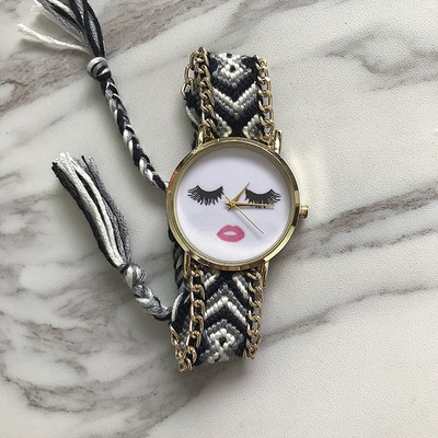 Ceas de dama cu aplicatie si curea tricotata in mai multe culori