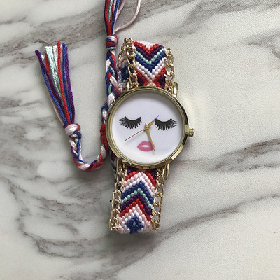 Ceas de dama cu aplicatie si curea tricotata in mai multe culori