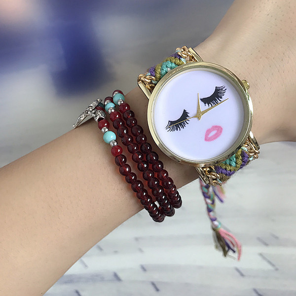 Ceas de dama cu aplicatie si curea tricotata in mai multe culori