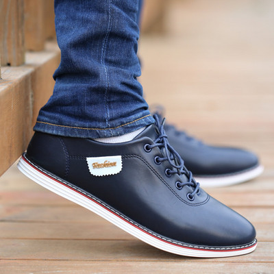 Ανδρικά αθλητικά παπούτσια σε διάφορα χρώματα - τρία μοντέλα