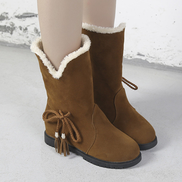 Μοντέρνες γυναικείες μπότες  σουέτ σε τρία χρώματα