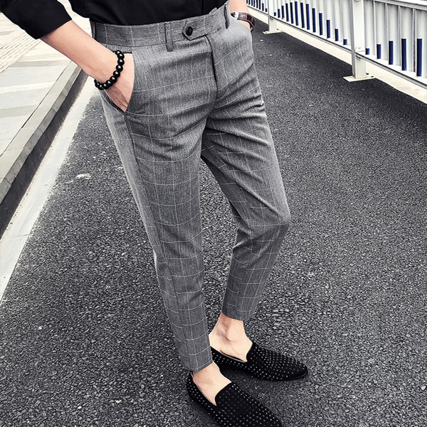 Pantaloni barbatesti in doua modele