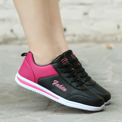 Tenisi de damă actuali în cinci modele - mai multe culori