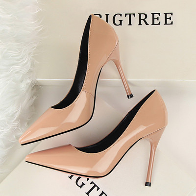 Κομψά γυναικεία  παπούτσια με ψηλό τακούνι σε διάφορα χρώματα